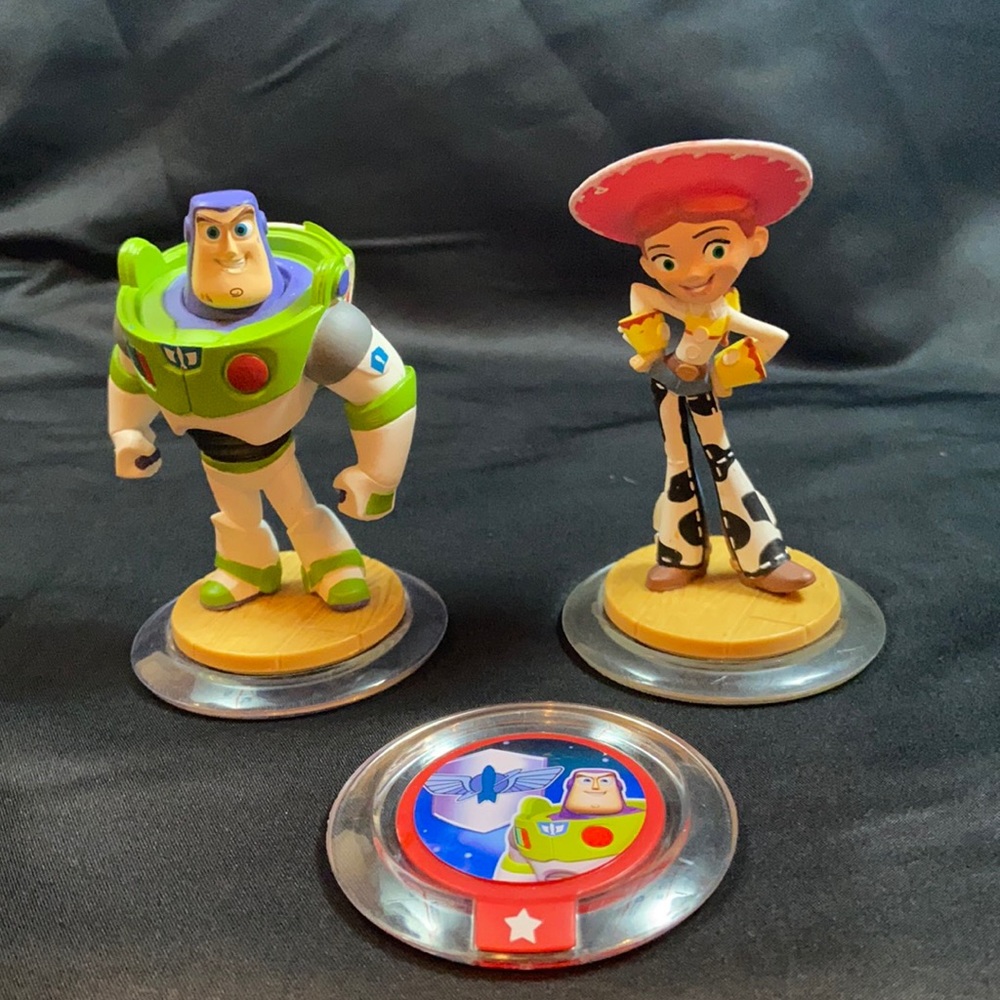 Disney infinity 1.0 toy story characters with disc.